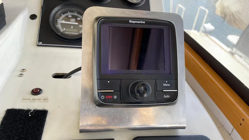 1993 Navigator 3300