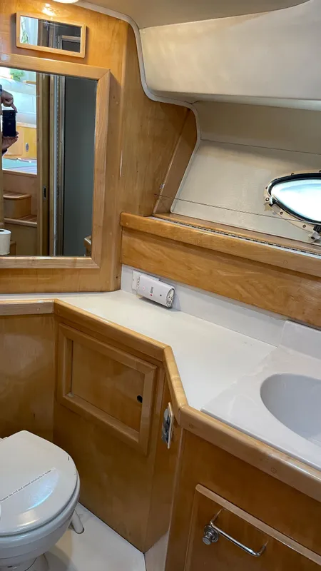 1993 Navigator 3300