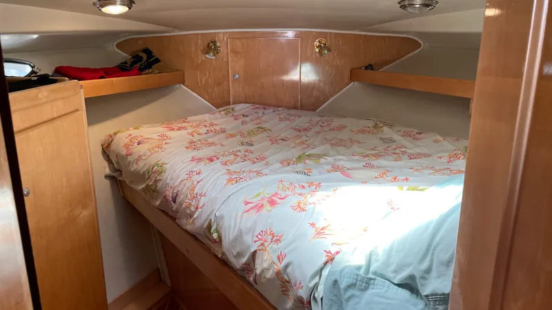 1993 Navigator 3300