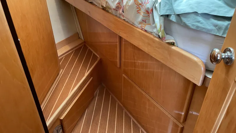 1993 Navigator 3300