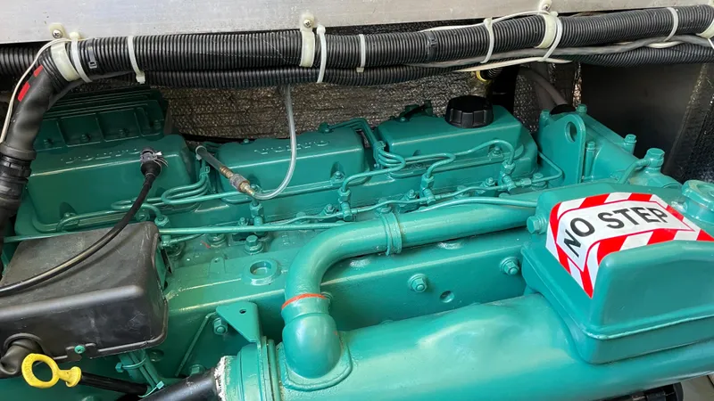 1993 Navigator 3300