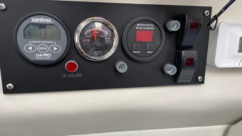 1993 Navigator 3300