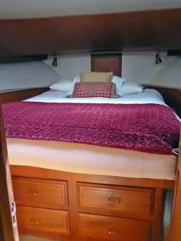 Master suite drawers