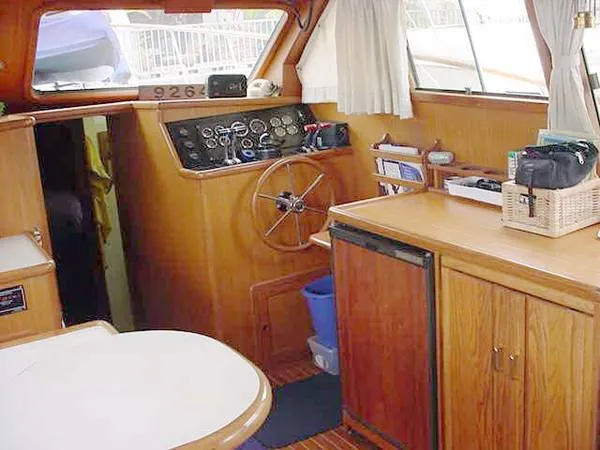 1987 Mikelson Motor Yacht with Cockpit