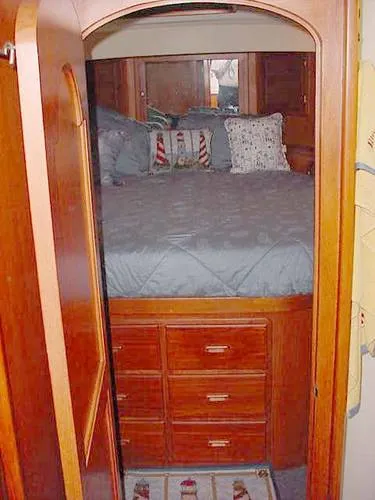 1987 Mikelson Motor Yacht with Cockpit
