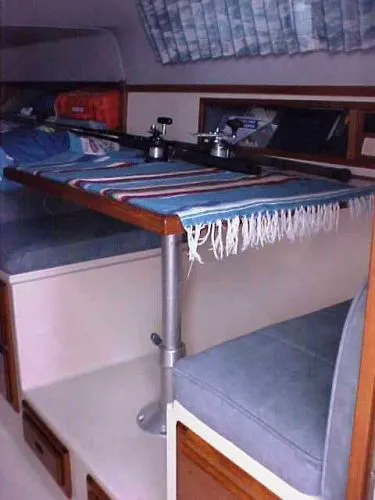 1994 Precision Flybridge Sedan