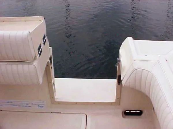1994 Precision Flybridge Sedan