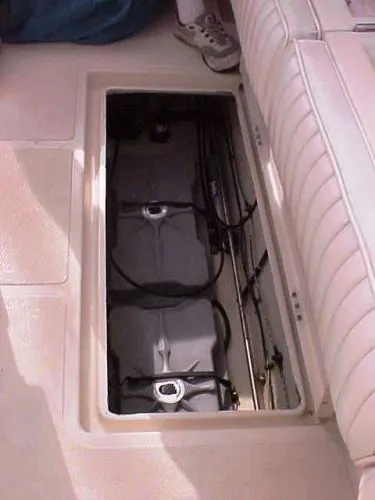 1994 Precision Flybridge Sedan