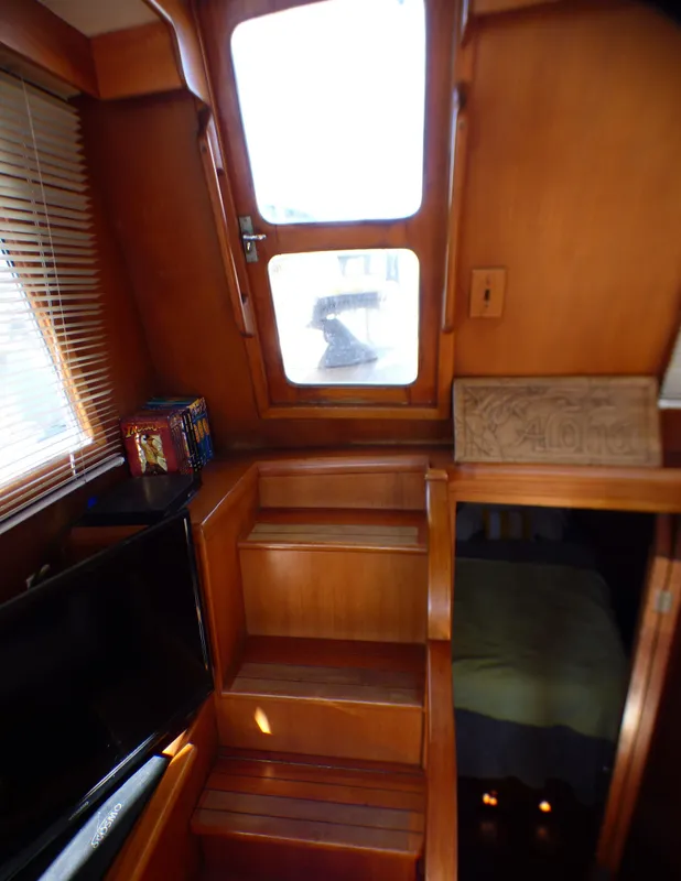 1985 Tung Hwa Motor Yacht-Offshore Yachts