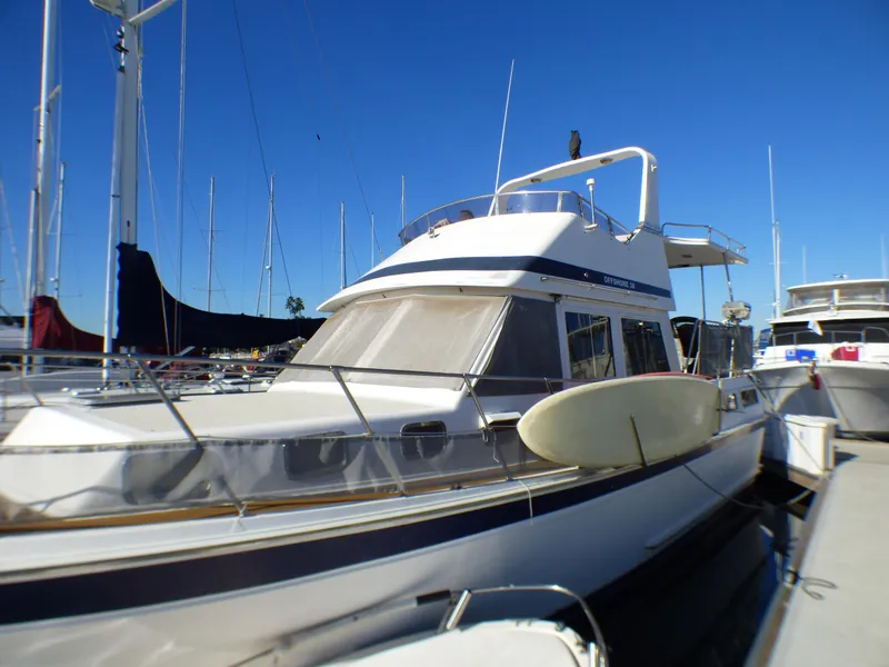 1985 Tung Hwa Motor Yacht-Offshore Yachts