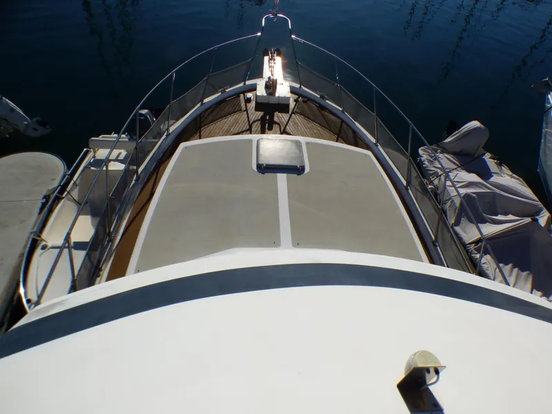 1985 Tung Hwa Motor Yacht-Offshore Yachts