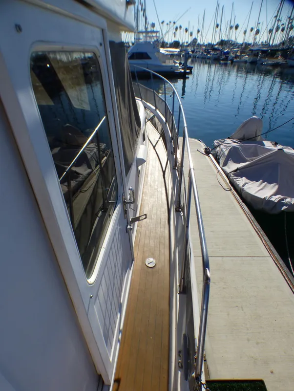 1985 Tung Hwa Motor Yacht-Offshore Yachts