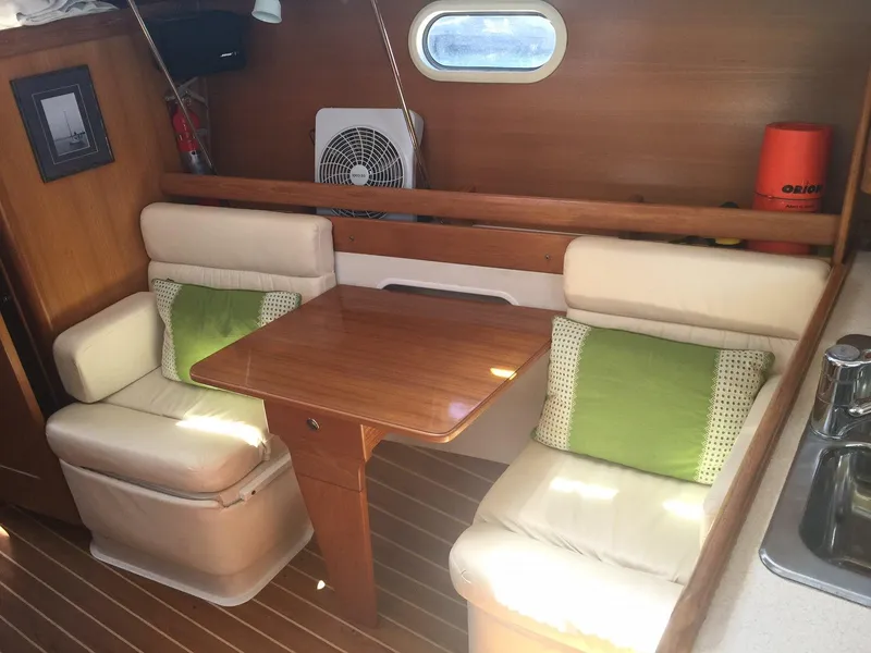 2003 Catalina 350