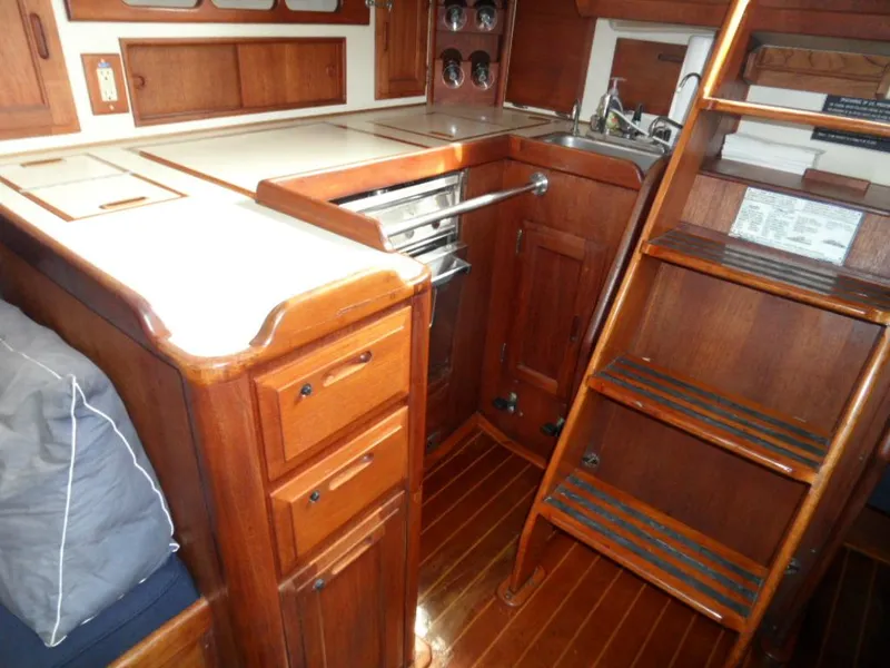 1986 Ericson 35 Mark III