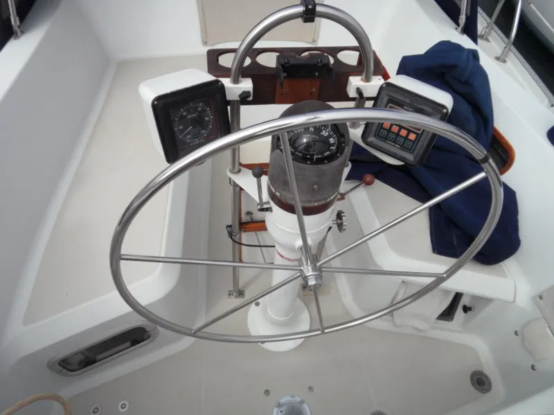 1986 Ericson 35 Mark III