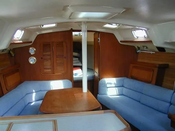 1996 Hunter Legend 37.5