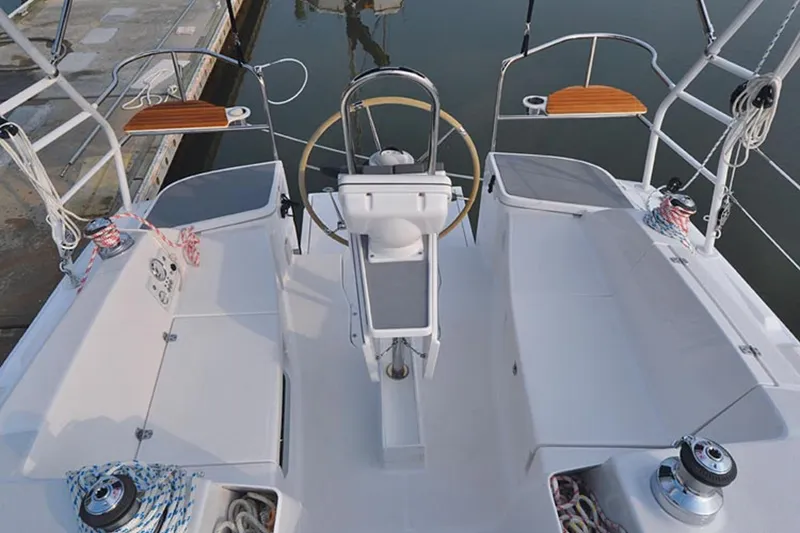 2015 Hunter Marlow Hunter 33