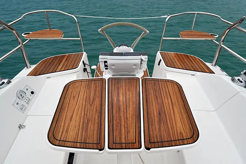2015 Hunter Marlow Hunter 33