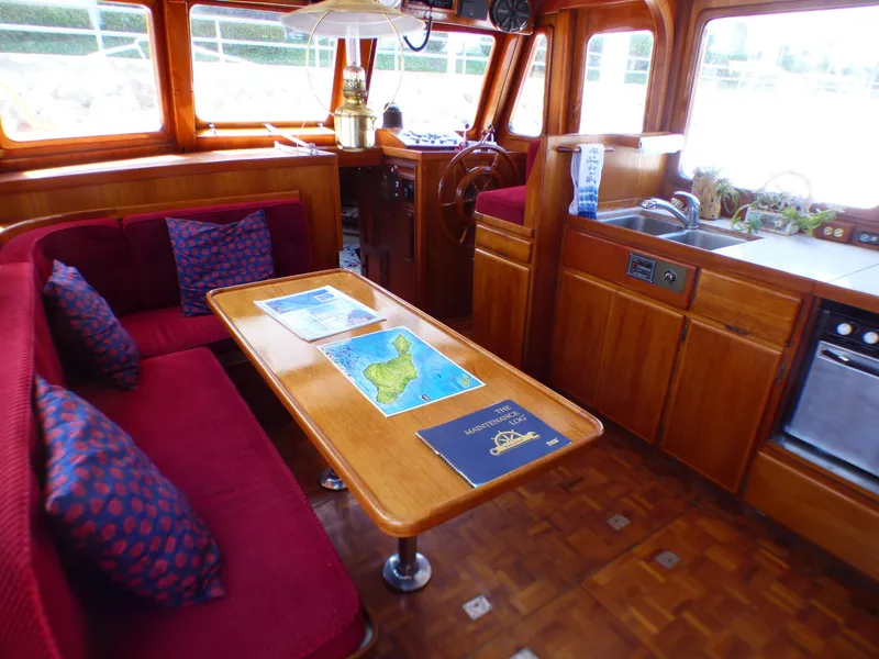1979 C & L Trunk Cabin