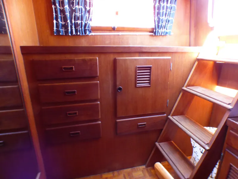 1979 C & L Trunk Cabin