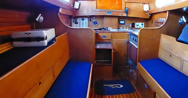 1973 Hinckley Pilot 35