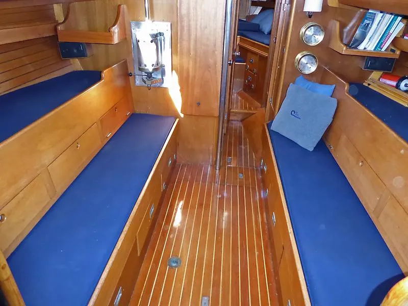 1973 Hinckley Pilot 35