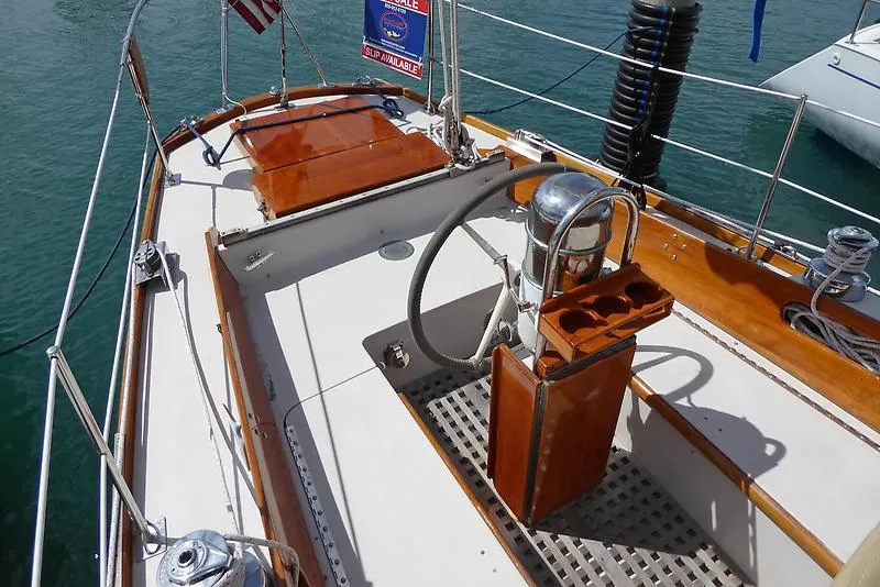 1973 Hinckley Pilot 35
