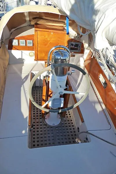 1973 Hinckley Pilot 35