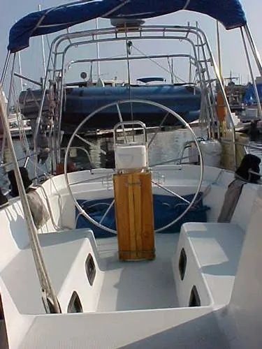 1989 MacGregor Pilothouse