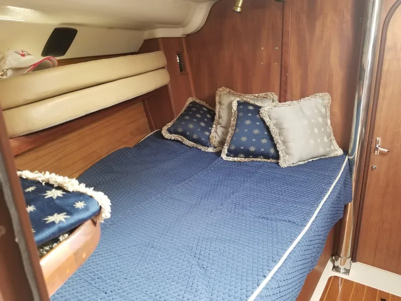 1996 Hunter 430