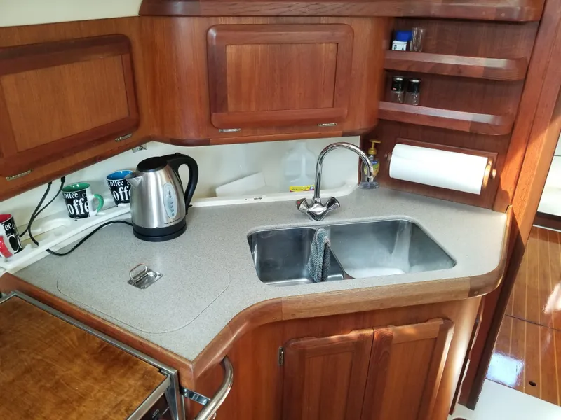 1996 Hunter 430