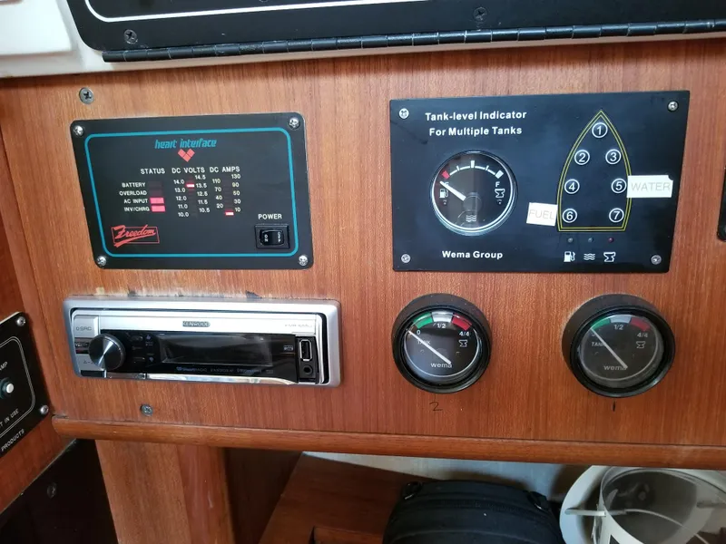 1996 Hunter 430