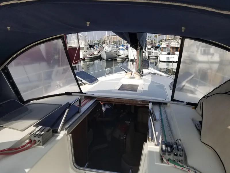 1996 Hunter 430