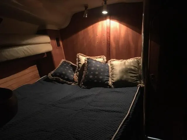 1996 Hunter 430