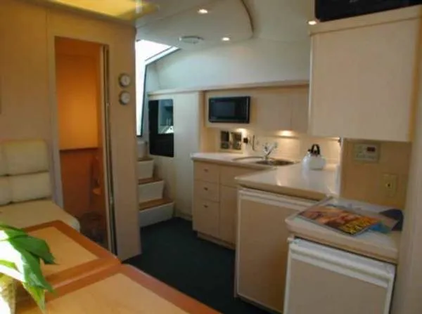 1995 Tiara Yachts 4000