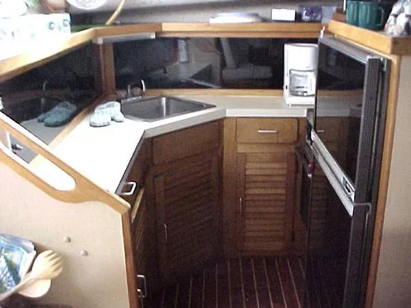 1984 Silverton Aft Cabin MY