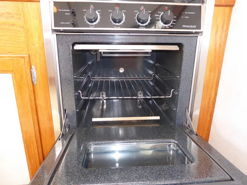 Oven (like new)