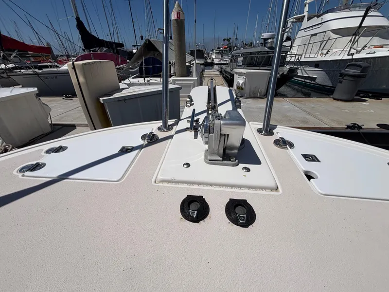 Bow view of 2004 Albin 28 TE boat docked at marina.