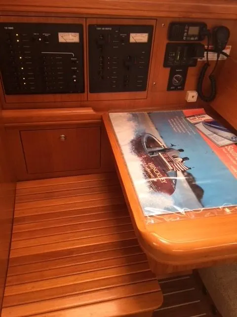 2006 Hunter 38
