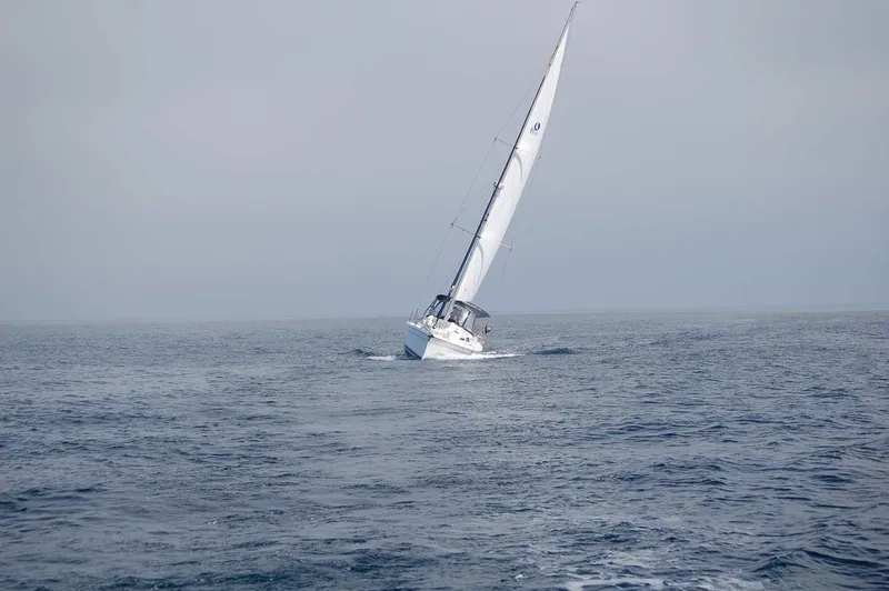 2006 Hunter 38