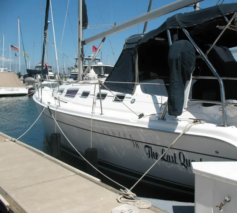 2006 Hunter 38