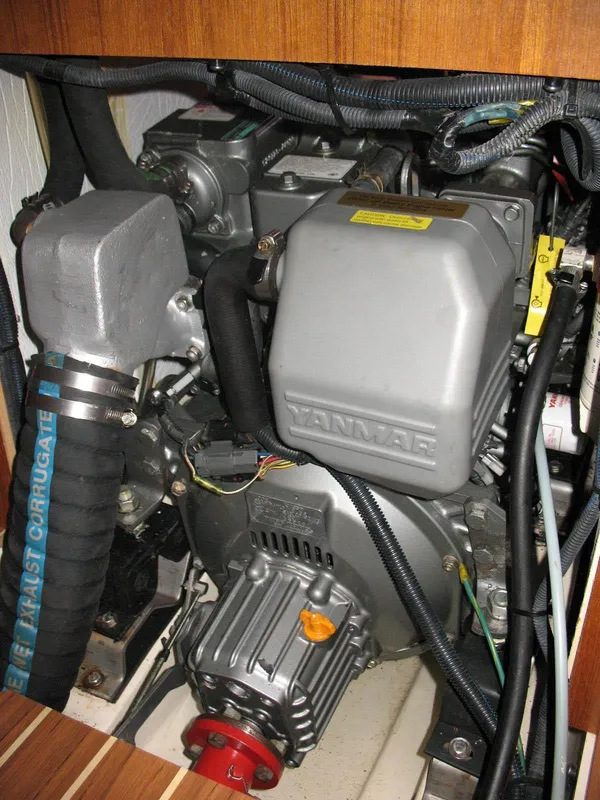 2006 Hunter 38