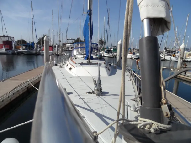 1982 Islander 40 Peterson