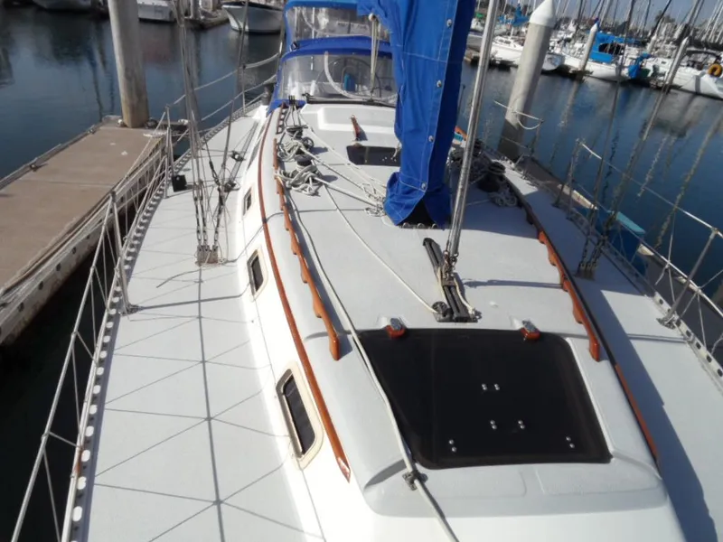 1982 Islander 40 Peterson