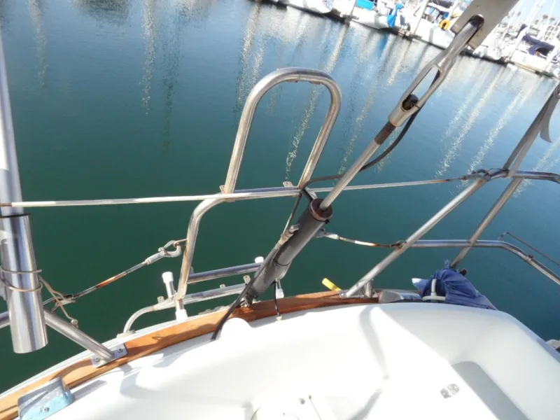 1982 Islander 40 Peterson