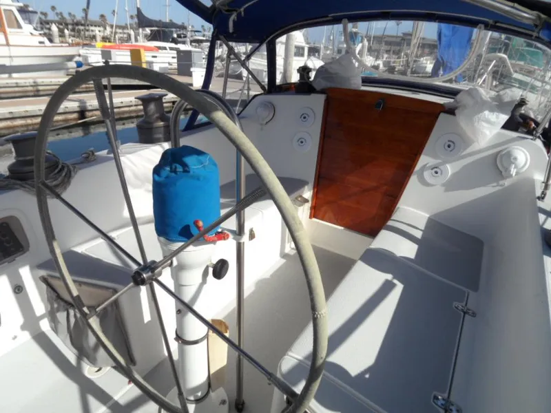 1982 Islander 40 Peterson