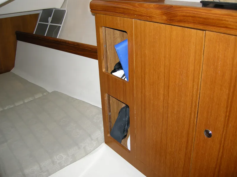 Aft berth