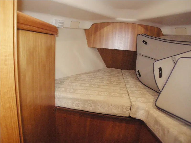 V-berth