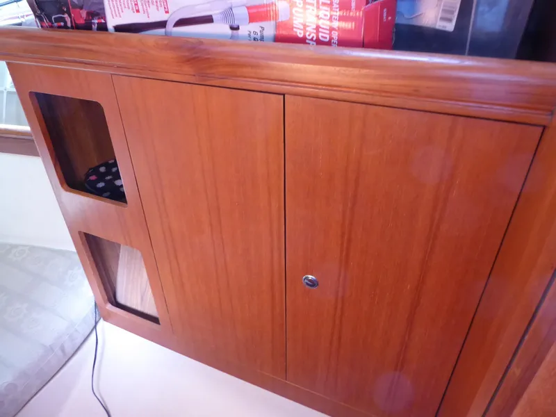 Aft cabin storage