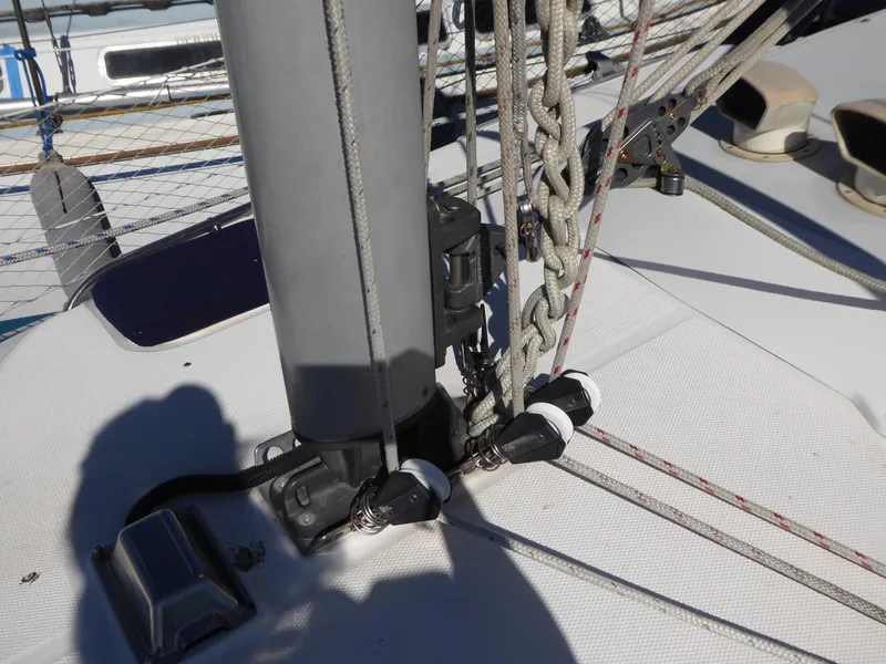 Mast base